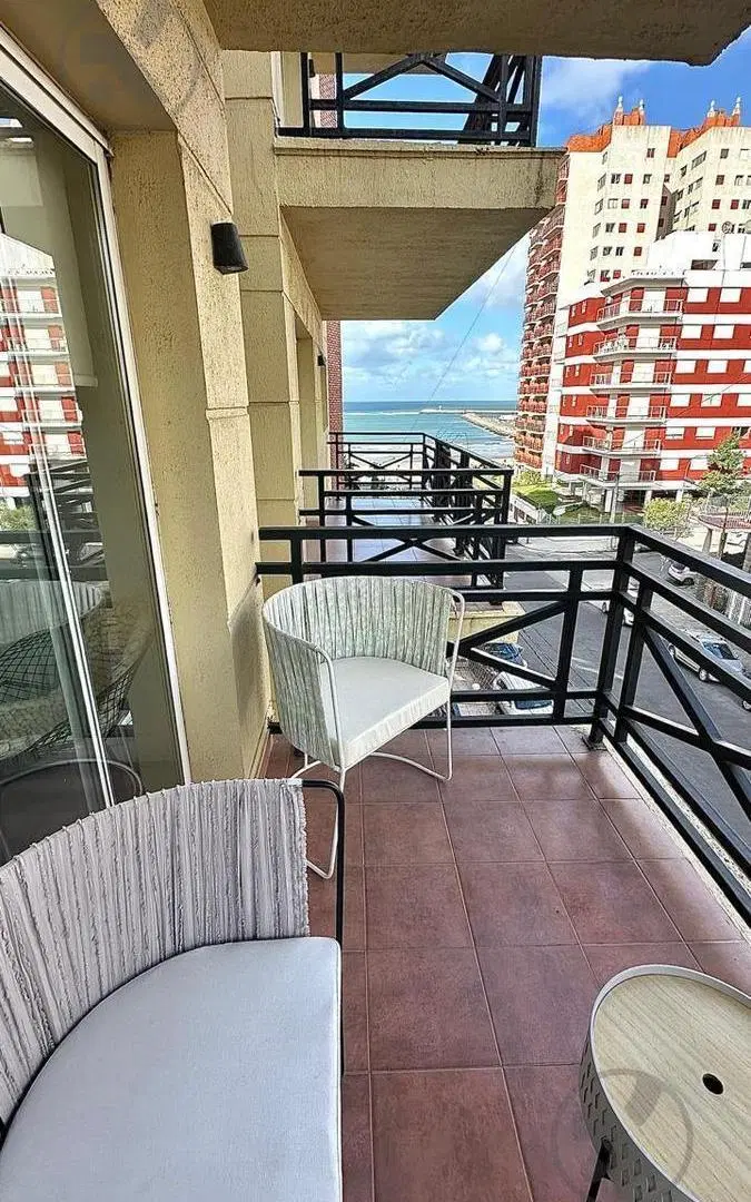 VENTA | DEPARTAMENTO 2 AMBIENTES A LA CALLE | ALEM 4