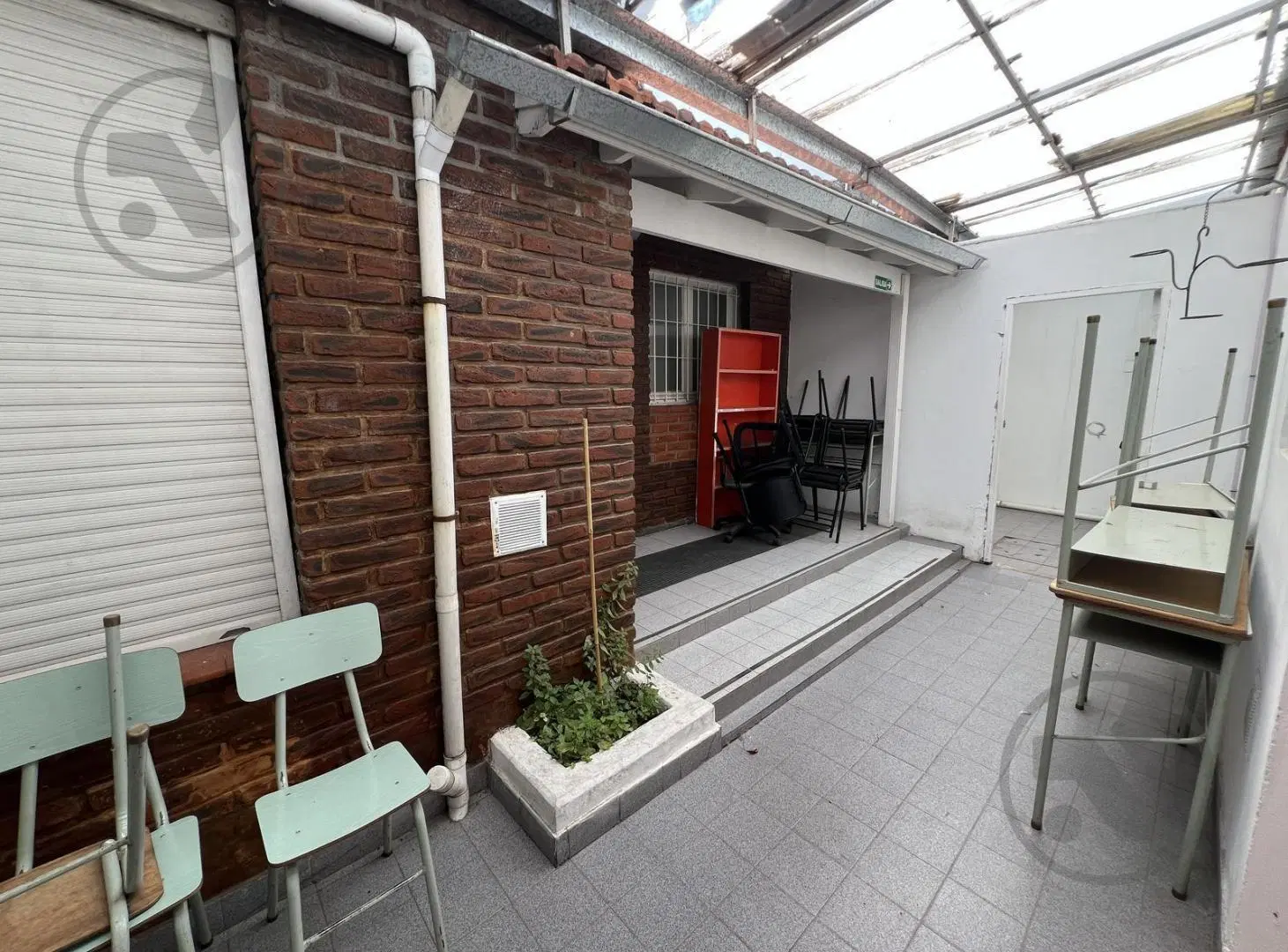 ALQUILER COMERCIAL - PROFESIONAL | LOCAL SOBRE AV EDISON 150 5