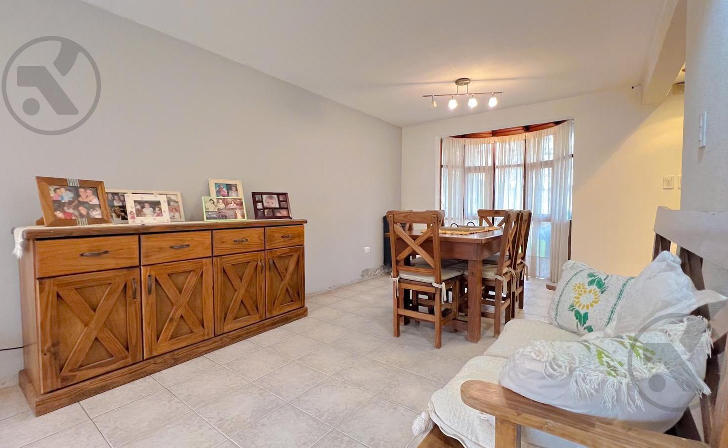 Foto de VENTA | DUPLEX 3 AMBIENTES CON PARQUE Y COCHERA | CAISAMAR, imagen 4