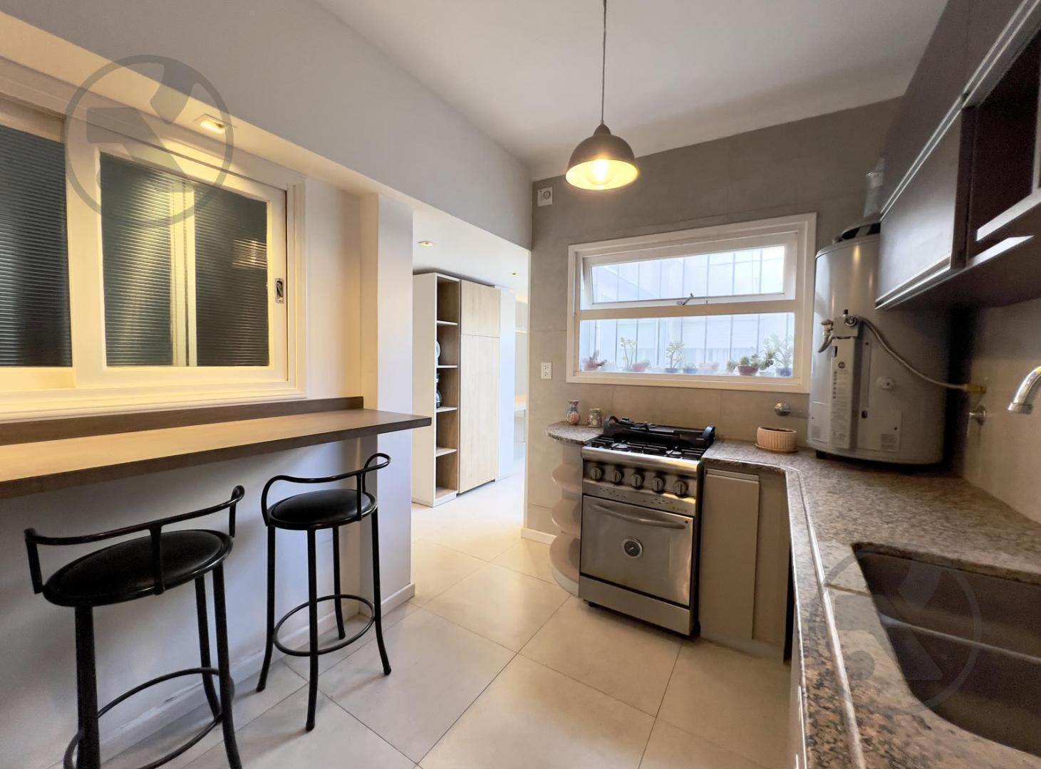 Foto de VENTA | EN BLOCK | 240 MTS2 | CHAUVIN | VIVIENDA O PROFESIONAL, imagen 5