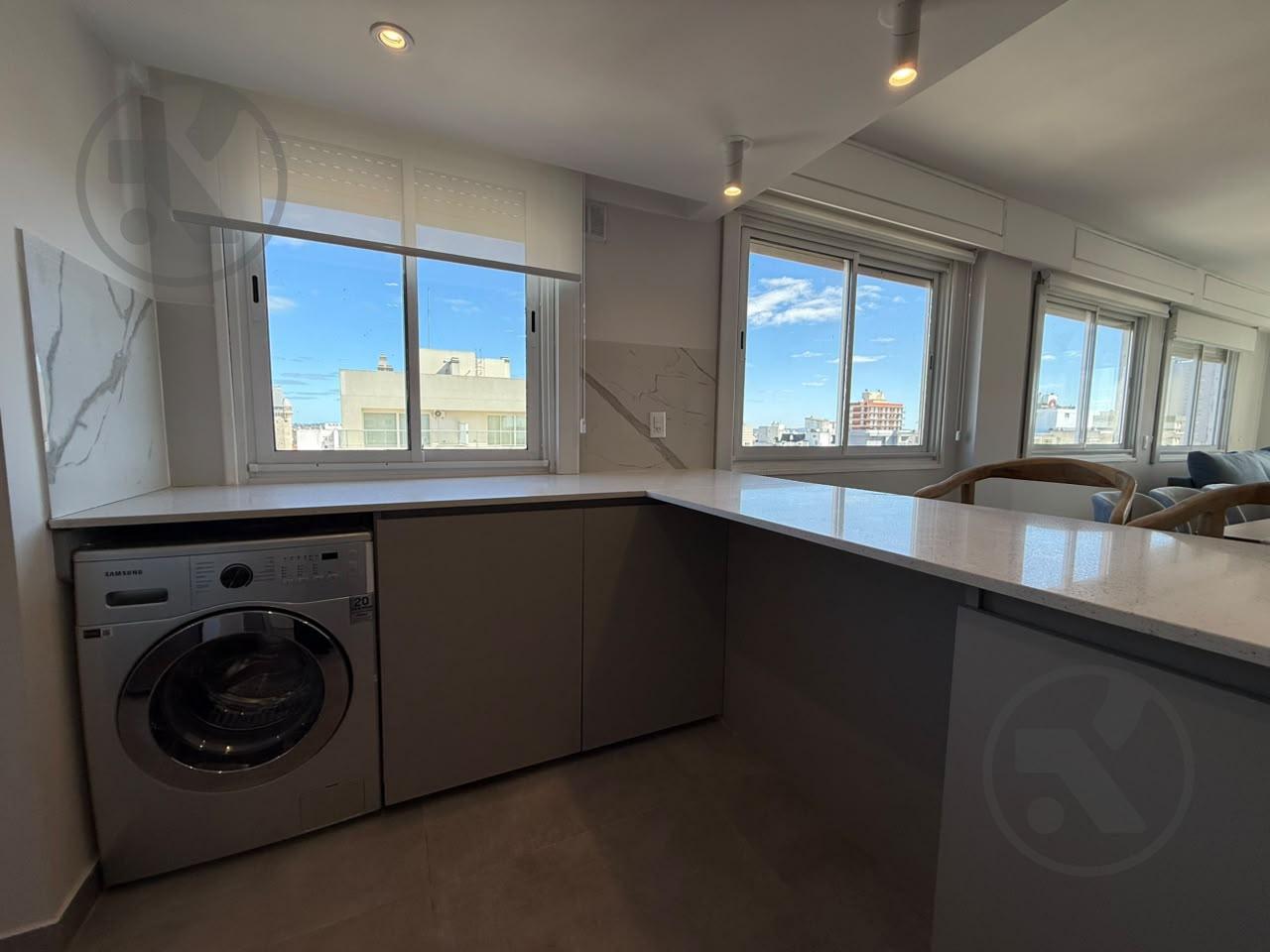 Foto de VENTA I 4 AMBIENTES CON COCHERA I VISTA AL MAR I, imagen 1
