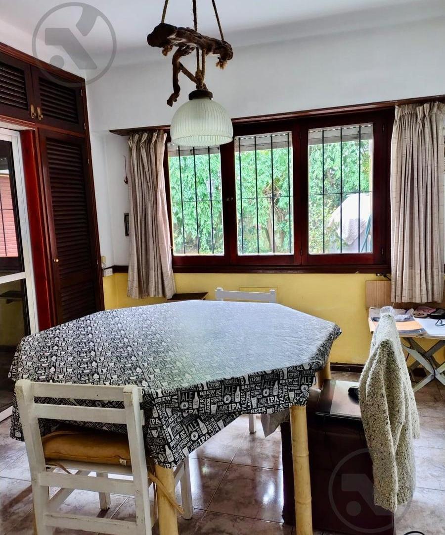 Foto de VENTA | CHALET 5 AMBIENTES | PARQUE LURO, imagen 2
