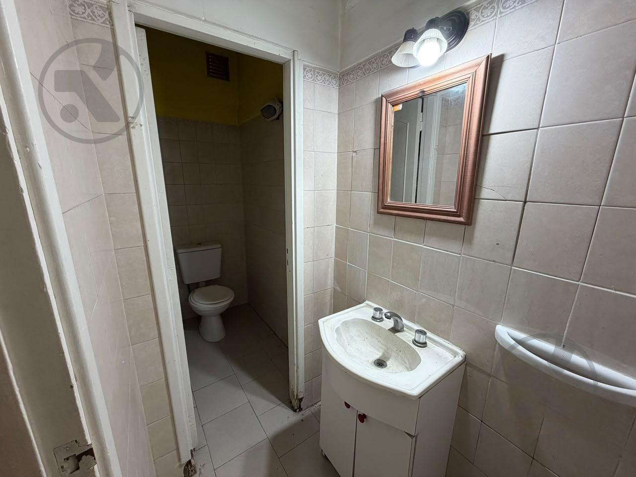 Foto de ALQUILER | LOCAL COMERCIAL | ZONA | GÜEMES, imagen 5
