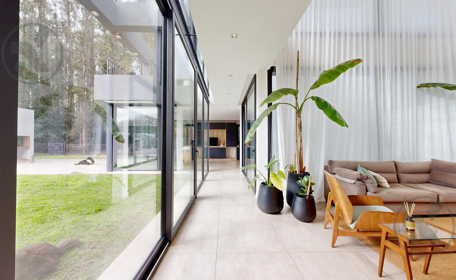 Foto de RETASADO | VENTA | MODERNA CASA | BARRIO RUMENCO, imagen 3