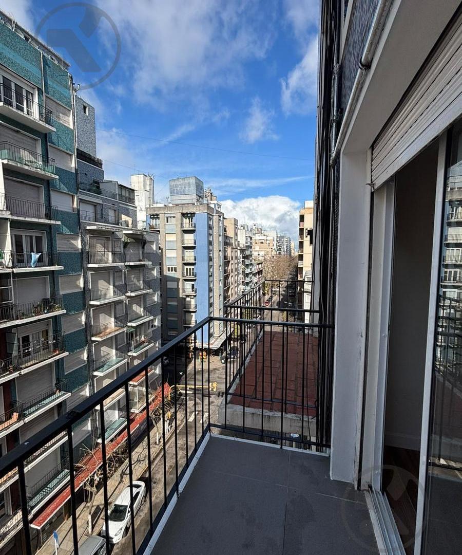 Foto de VENTA | MONOAMBIENTE CON BALCON AL FRENTE | CENTRO, imagen 2
