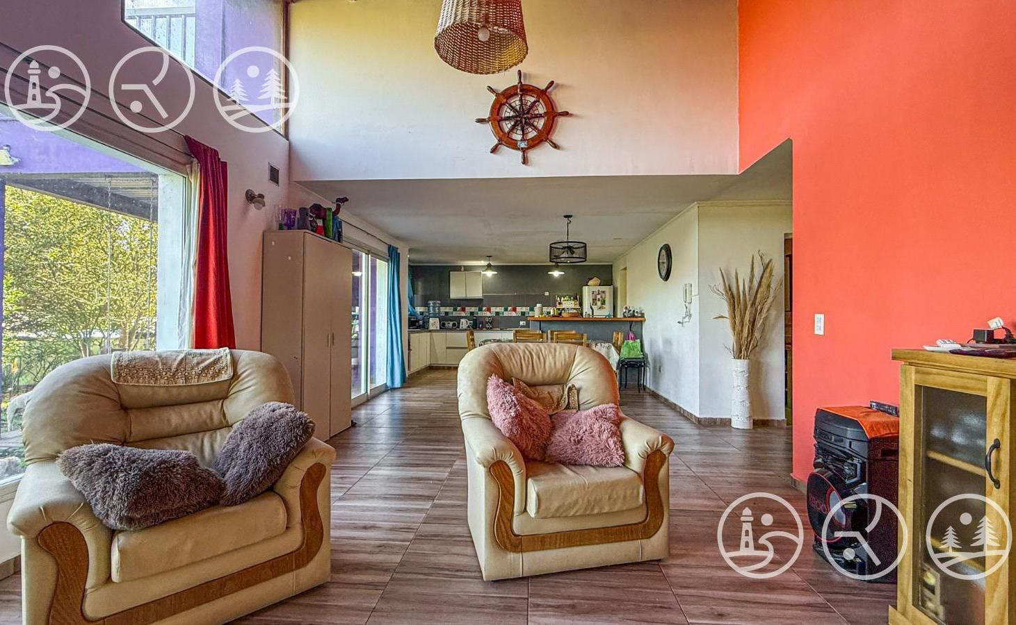 Foto de VENTA | CHALET DE 5 AMBIENTES | BARRIO PLAYA SAN CARLOS, imagen 1
