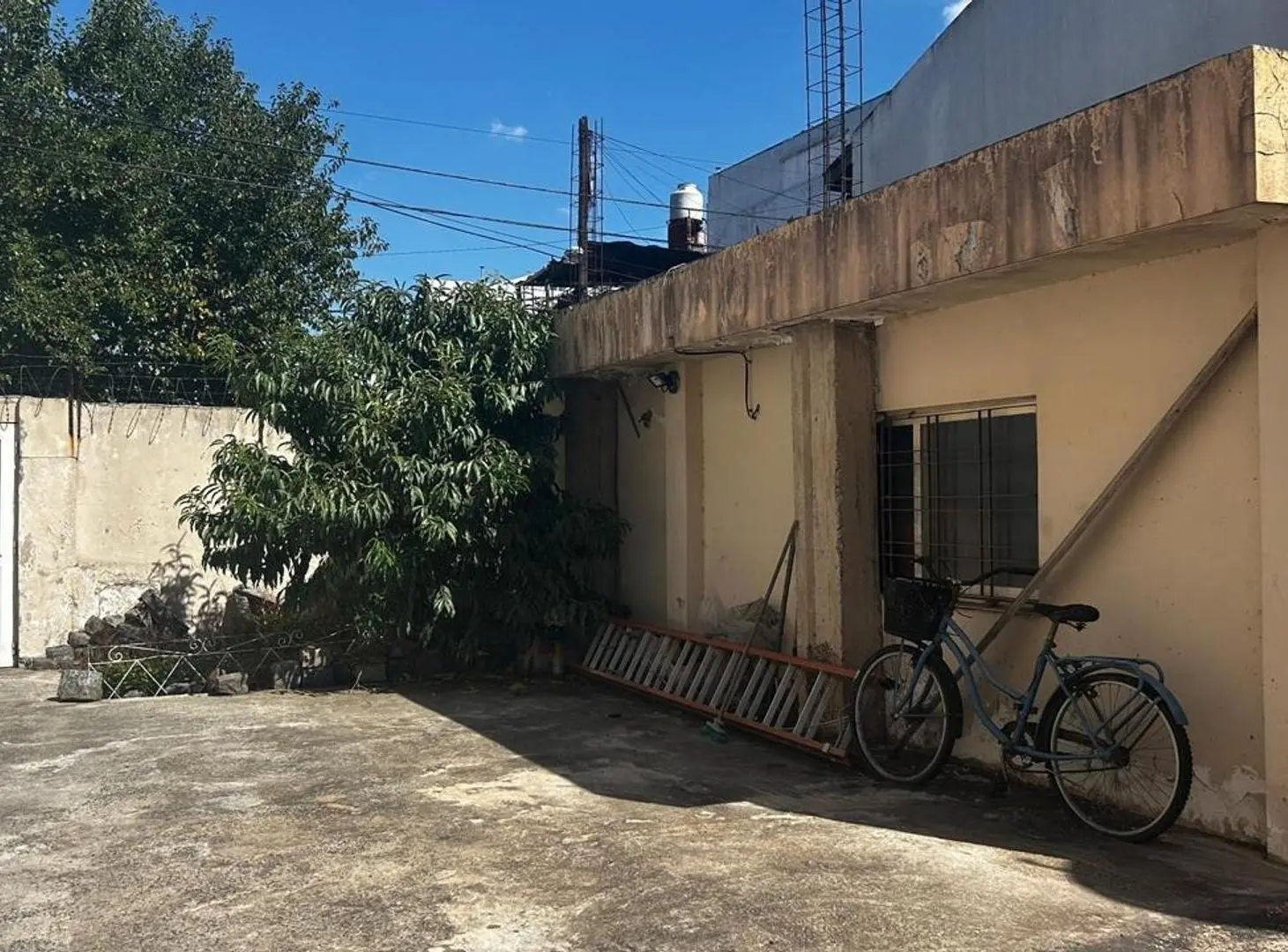 Casa Multifamiliar en Lote Propio - Ideal Inversor 3