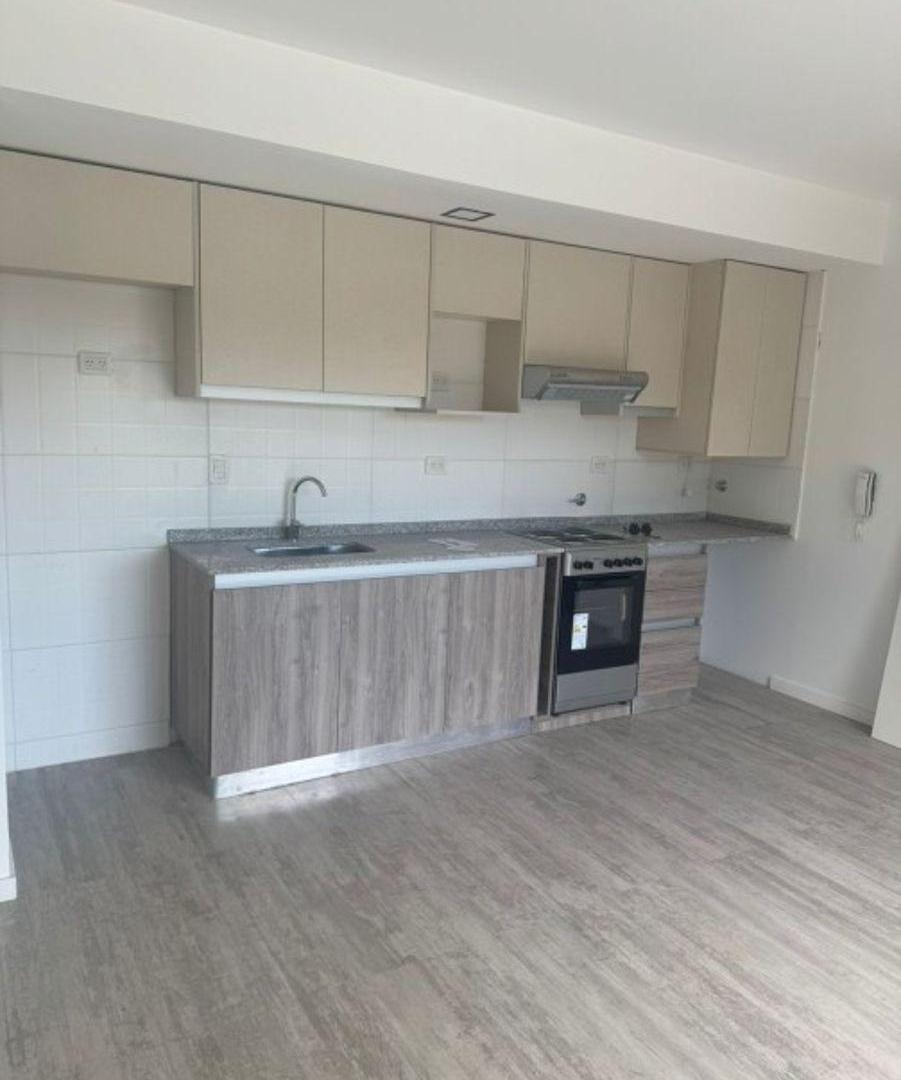 Foto de Depto a estrenar céntrico 2 ambientes, Alquiler solo uso profesional, imagen 2