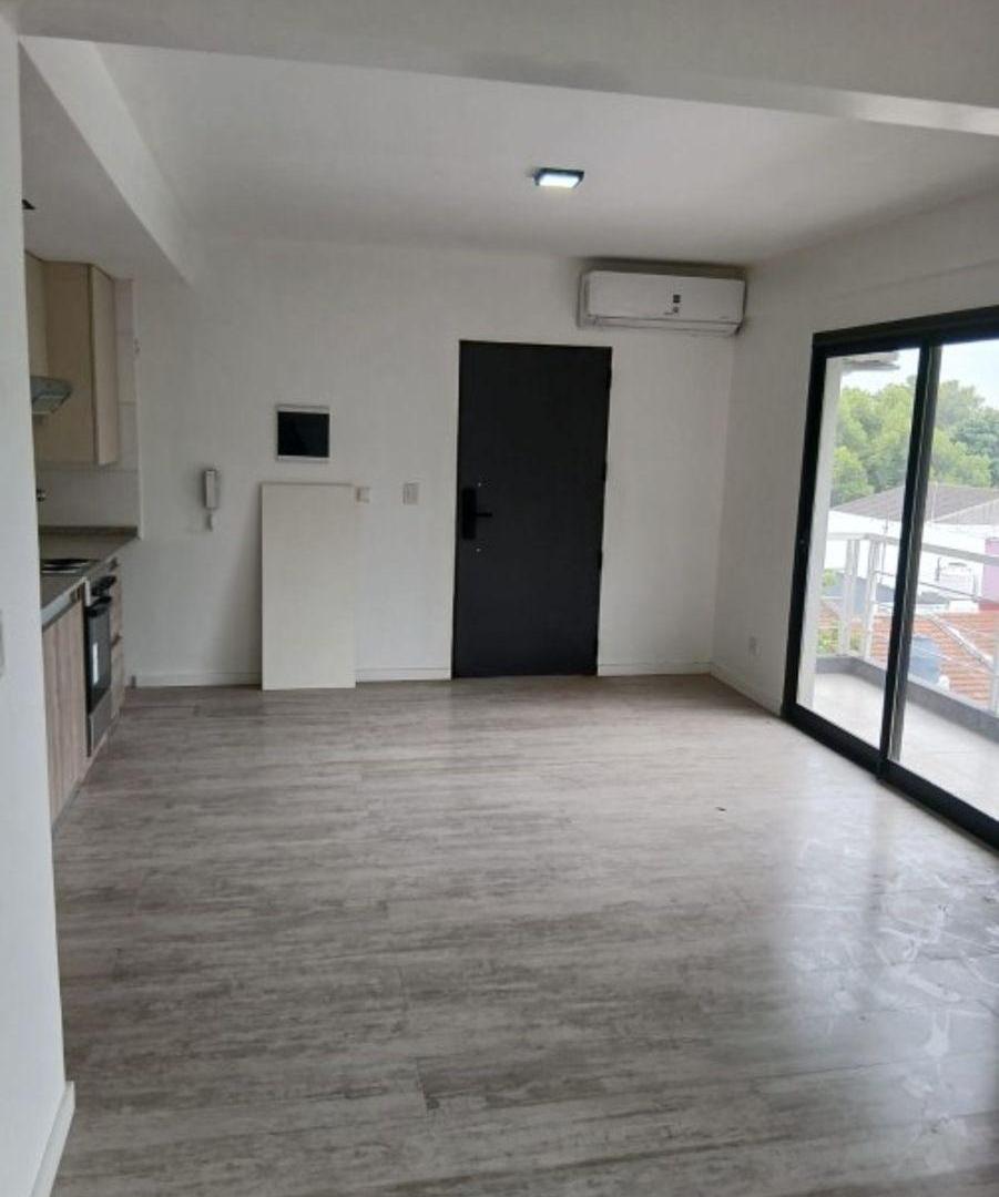 Foto de Depto a estrenar céntrico 2 ambientes, Alquiler solo uso profesional, imagen 2