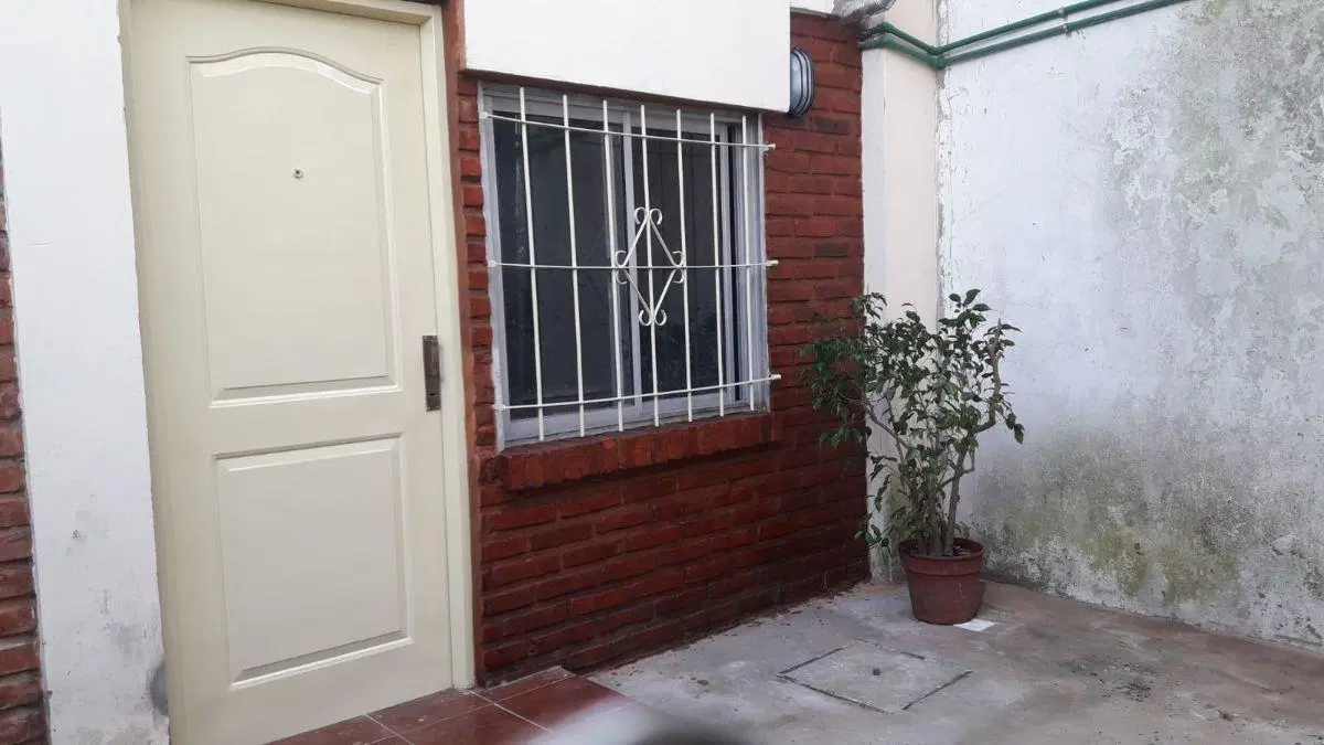 Departamento Alquiler 2 ambientes Monte Grande 1