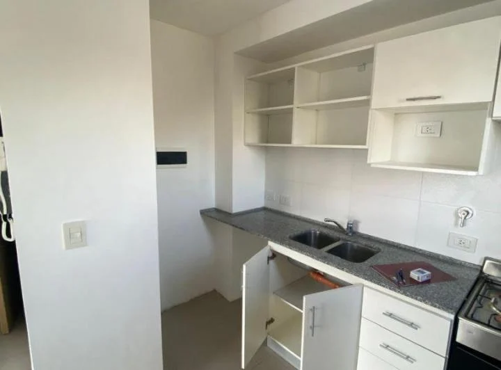 Moderno 3 ambientes en alquiler en Lanus! 5