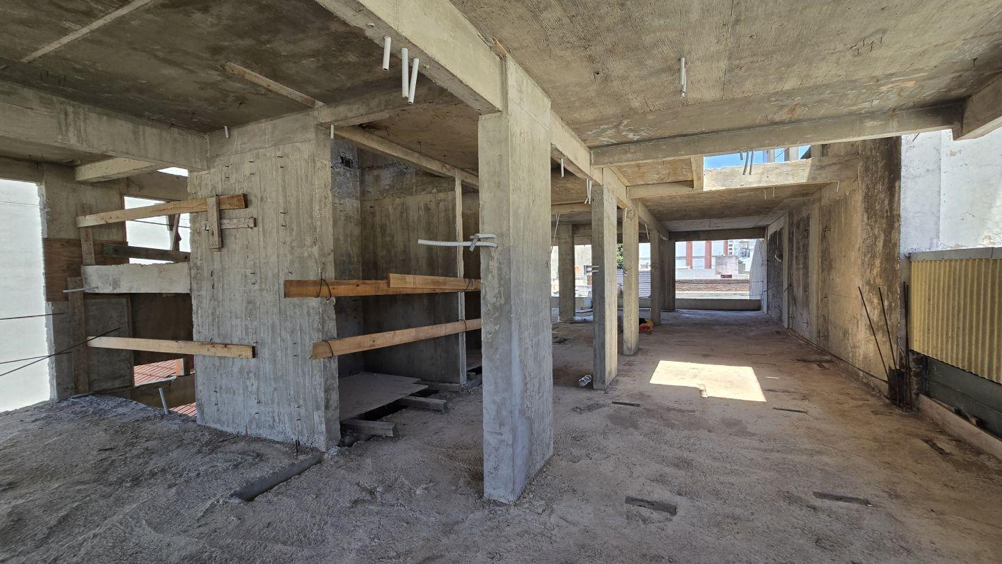 Departamento Dos Ambientes en Pozo 47m2 Lanús Este Inversión
