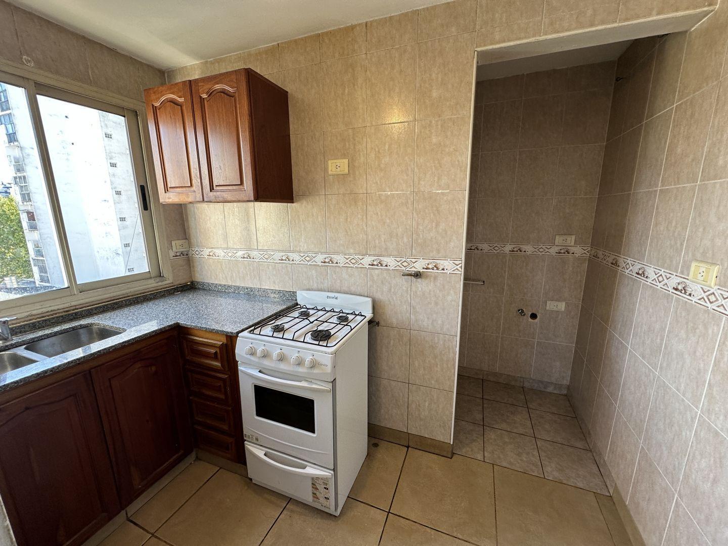 Foto de Departamento en alquiler muy bien ubicado 3 ambientes, imagen 5