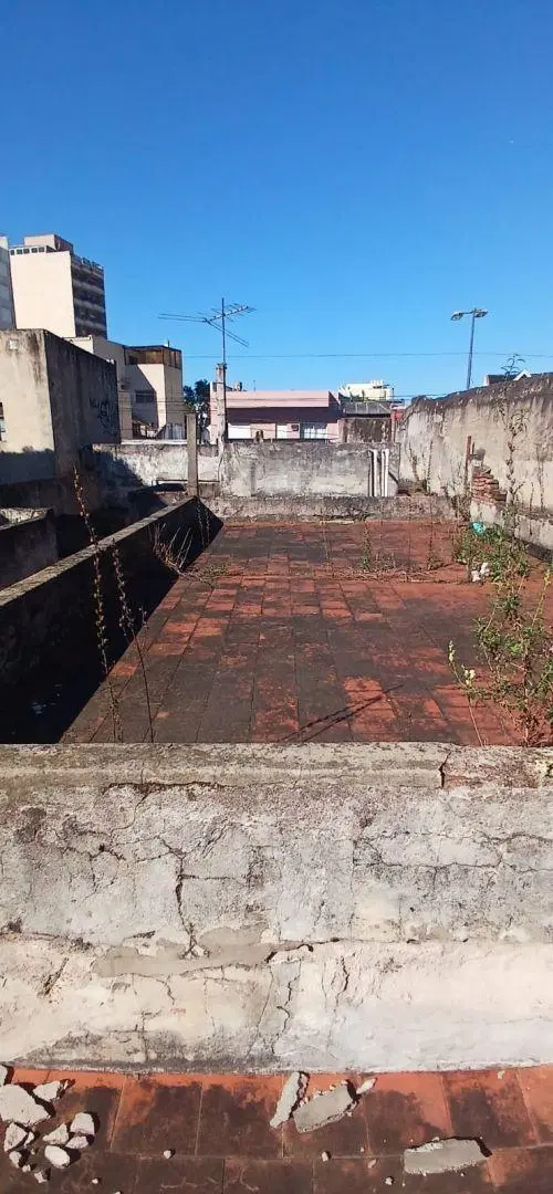 Lote de 247 mt2 en excelente zona de Lanús Oeste! 4