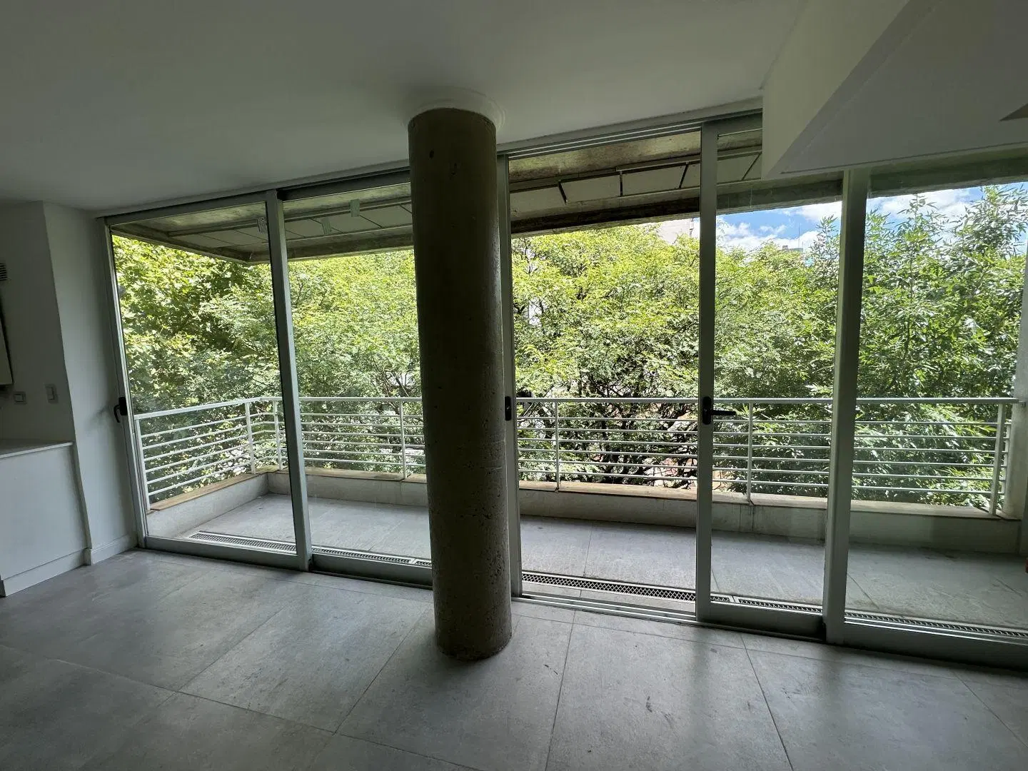 Departamento de Lujo en Alquiler Lomas De Zamora Centro 2