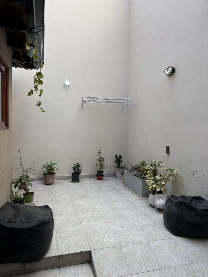 Casa Tipo Chalet 4 Ambientes Con Altillo Cochera Lanus Oeste Excelente Ubicacion En Venta 4