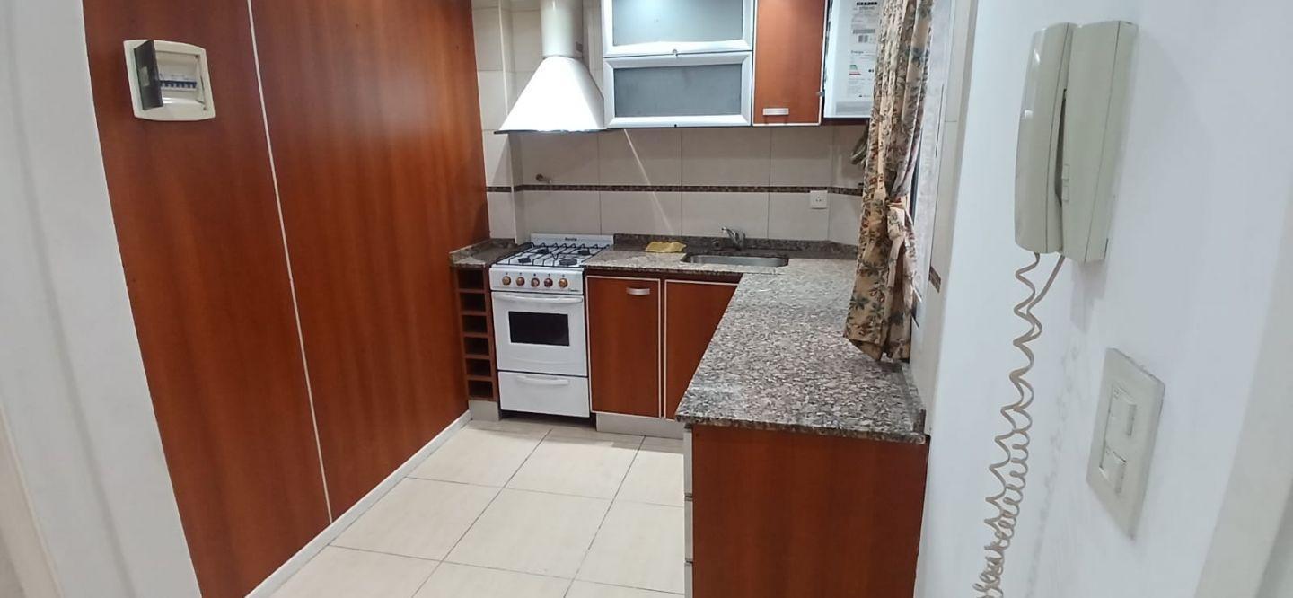 Foto de Dpto 3 ambientes con terraza y SIN EXPENSAS en excelente zona de Lanus, imagen 4