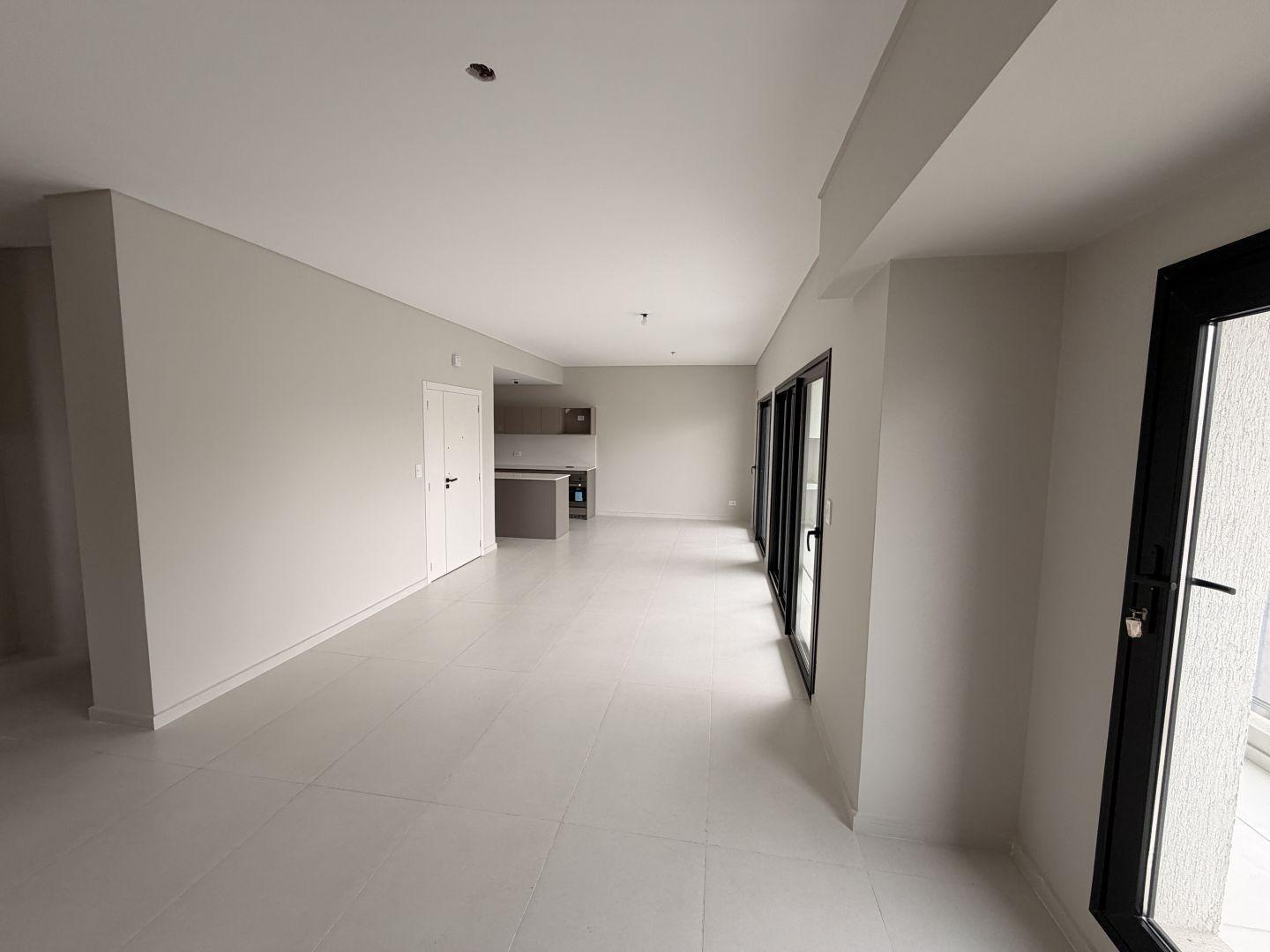 Foto de Departamento Cuatro Ambientes en Alquiler Lanús Oeste Centro a Estrenar, imagen 2