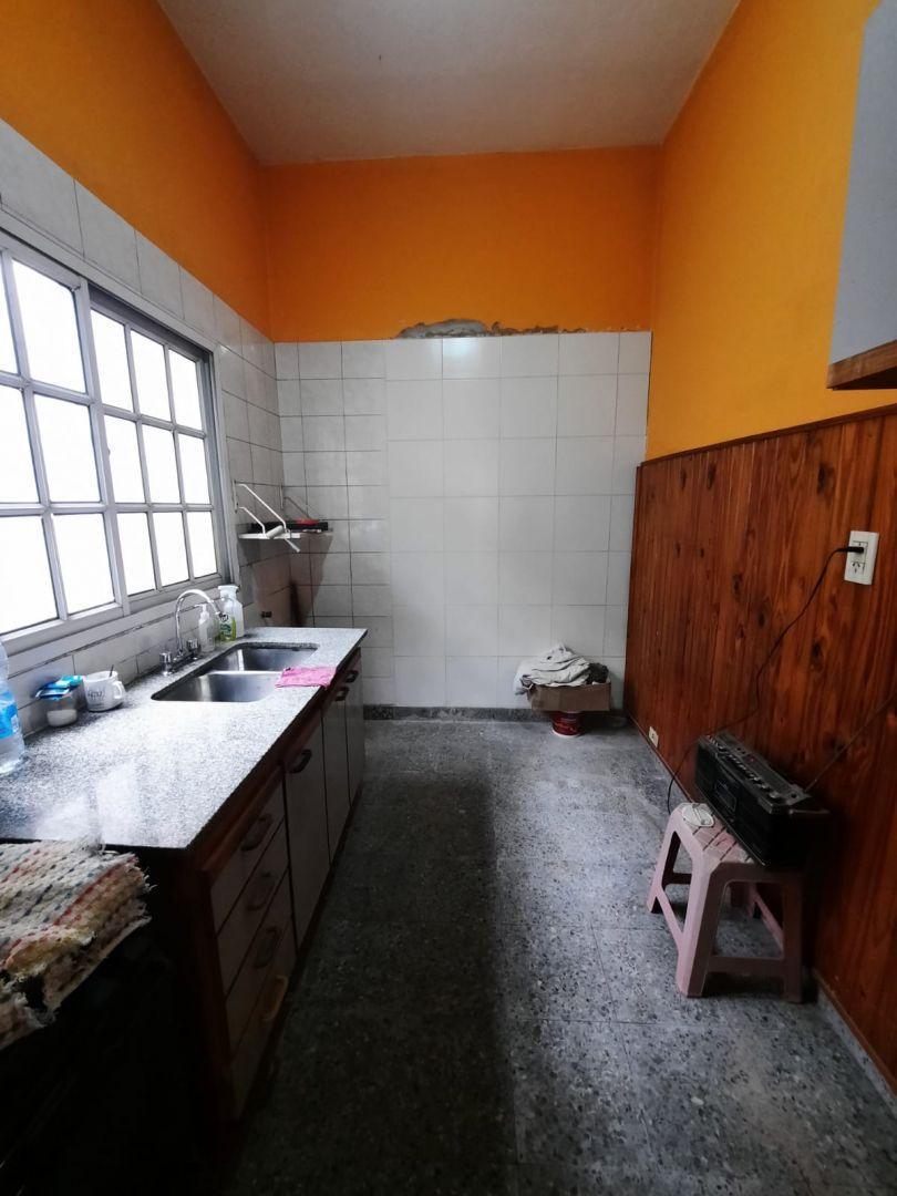 Foto de Dpto 3 Ambientes tipo casa en Valentín Alsina, Lanús! Con patio y, imagen 3