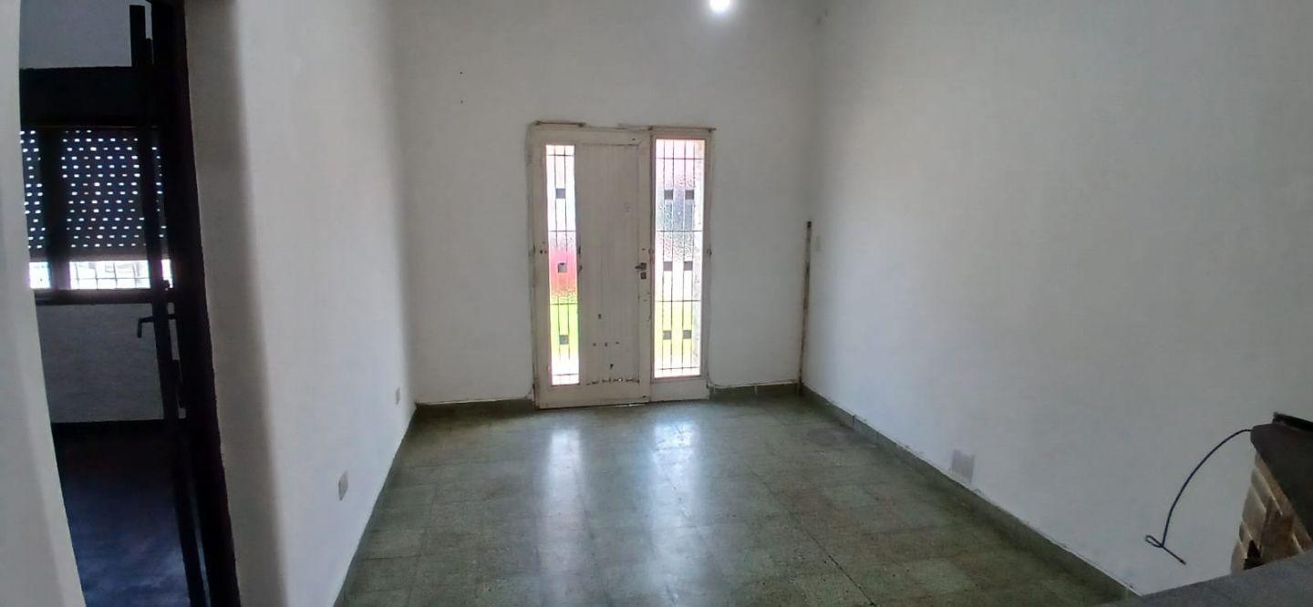 Foto de PH 3 ambientes con patio y SIN EXPENSAS!, imagen 2