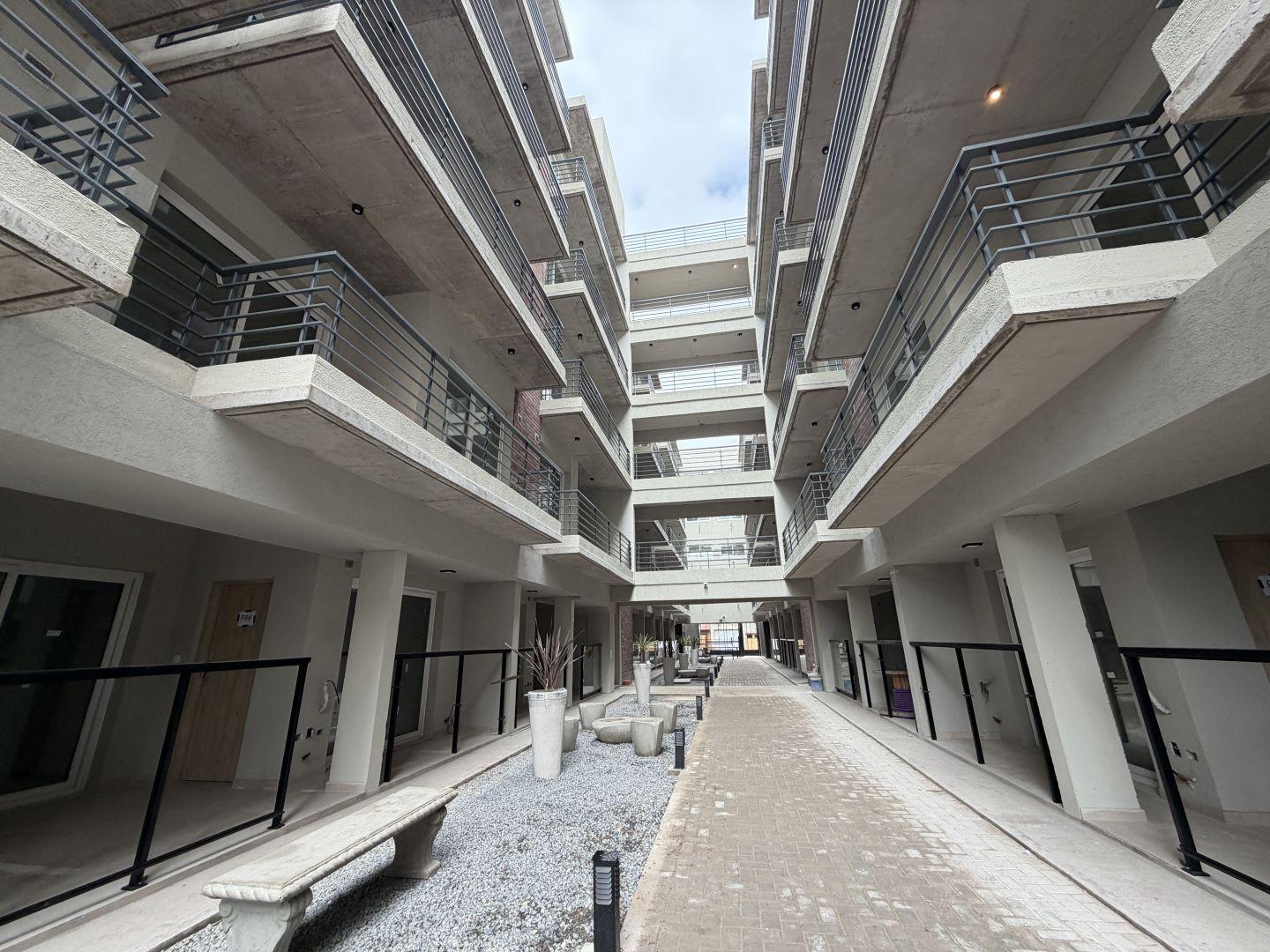 Foto de 4 Ambientes a Estrenar en complejo privado, imagen 2