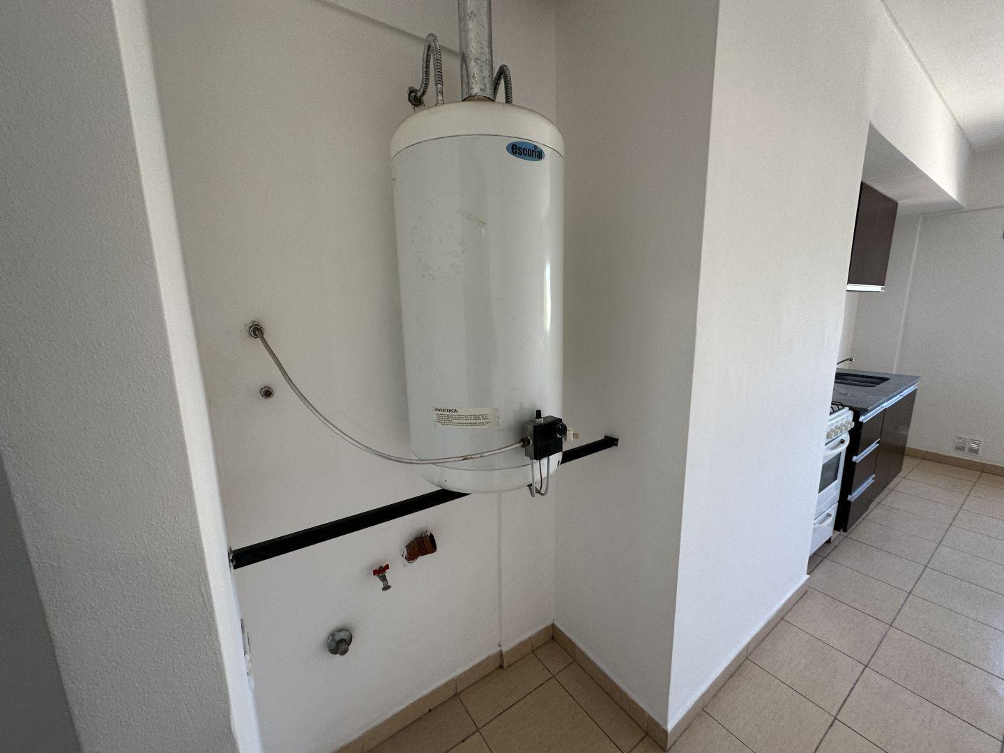 Foto de Departamento 2 Ambientes con Patio y Cochera, imagen 2
