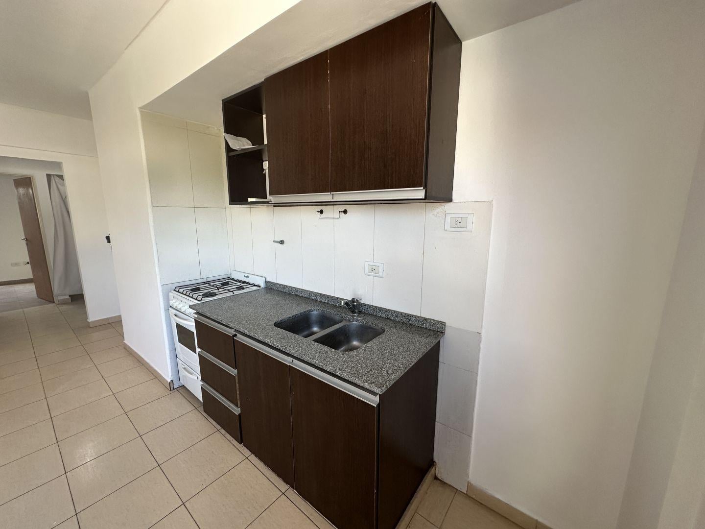 Foto de Departamento 2 Ambientes con Patio y Cochera, imagen 3