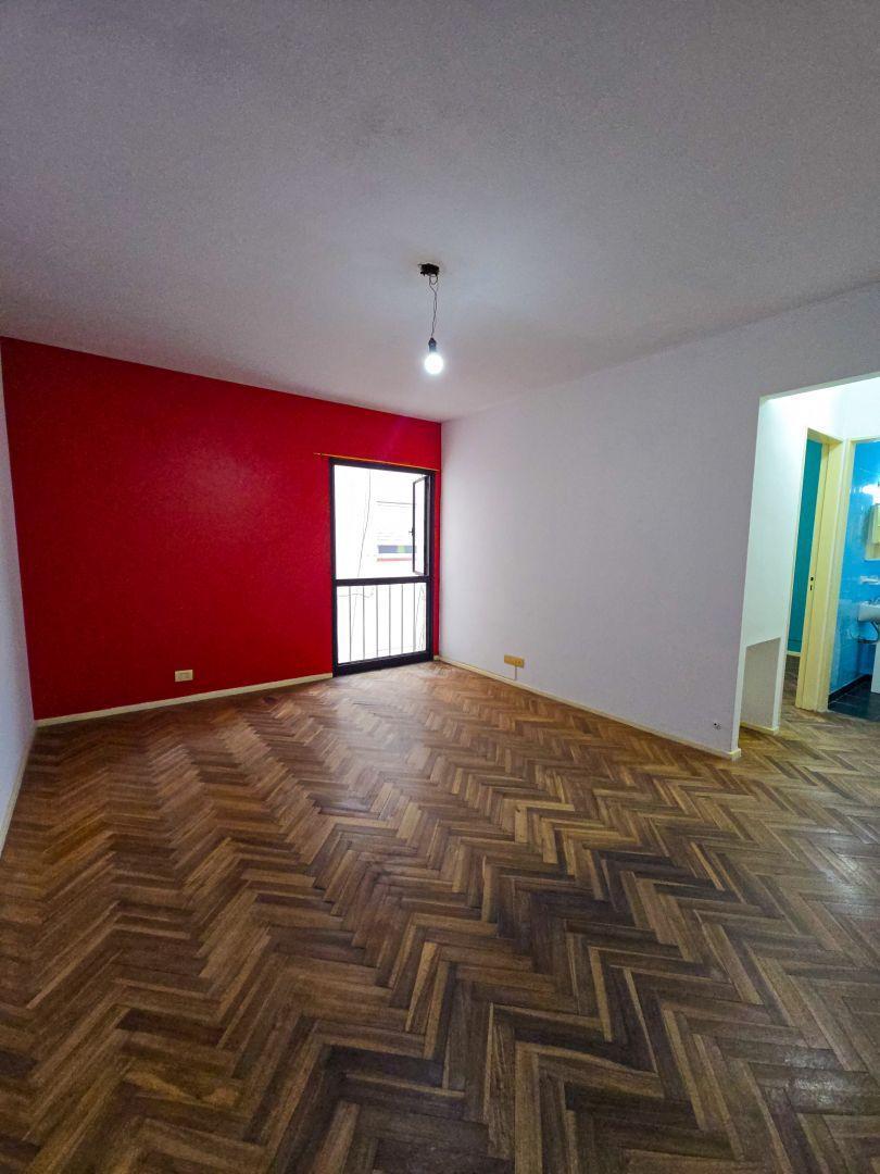 Foto de Departamento 2 Ambientes Amplio Pleno Centro Lanus Este, imagen 1
