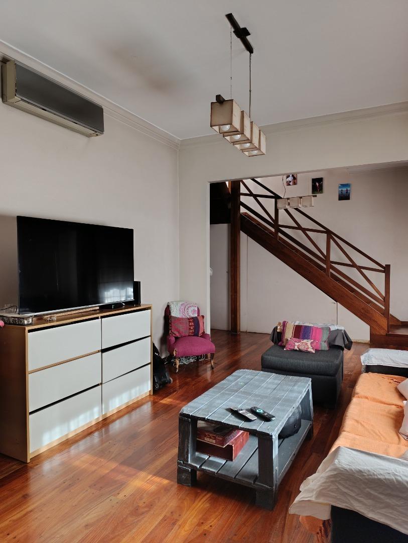 Foto de AMPLIA CASA 4 AMBIENTES + PLAYROOM EN TEMPERLEY SIN EXPENSAS, imagen 1