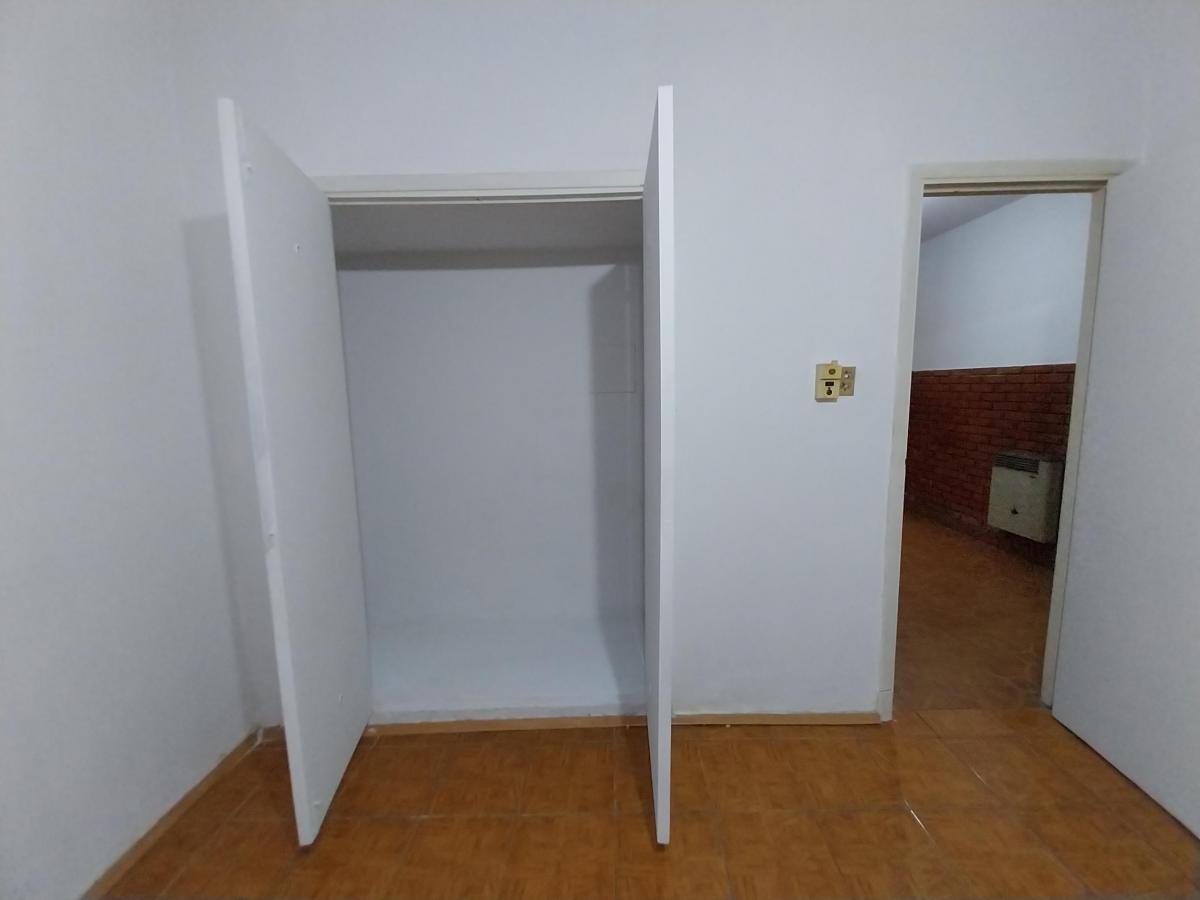 Casa Sobre Lote Propio de 9 de Frente X 11 Profundidad! 5