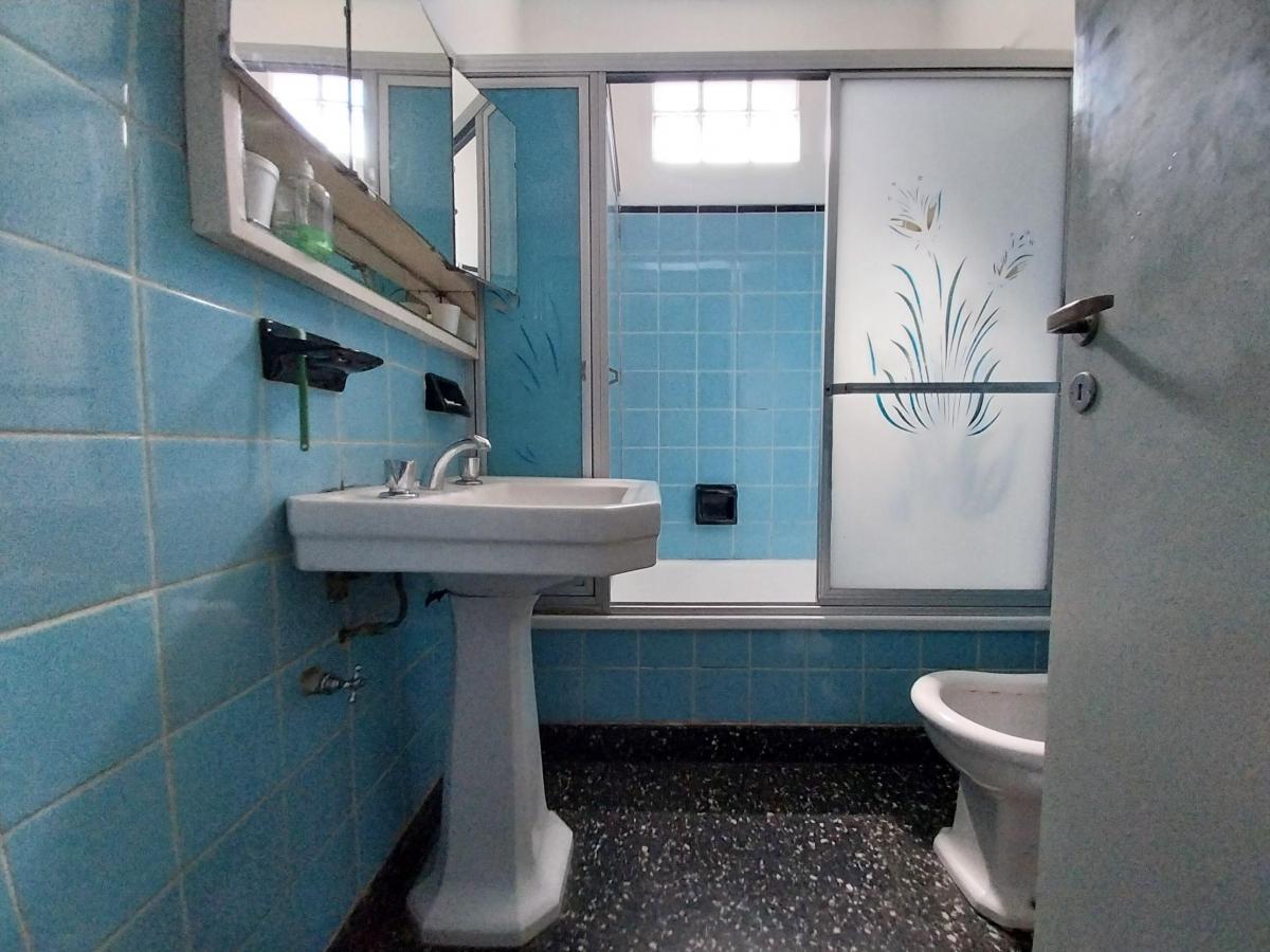 3 Ambientes Al Frente 1º Piso por Escalera 1