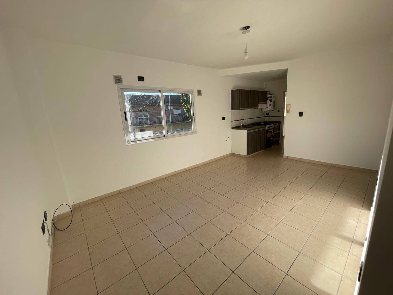 Departamento 2 ambientes. | Mansilla al 400