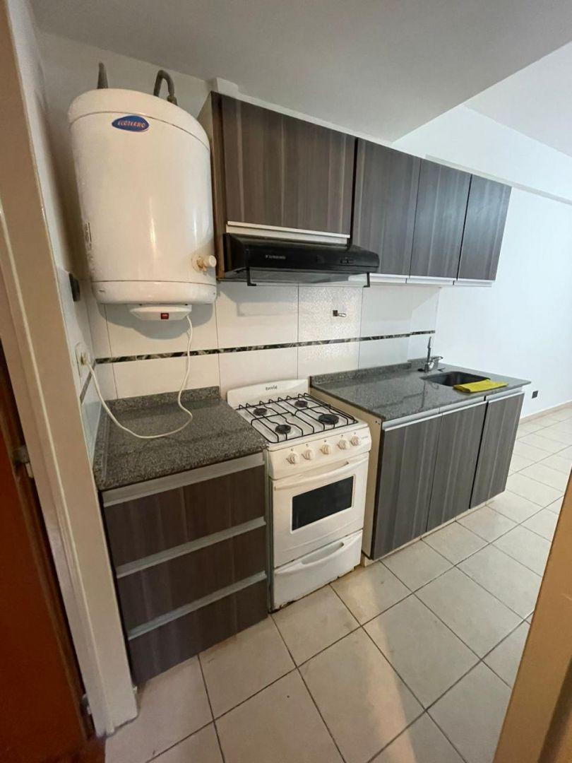 Foto de Venta - 2 amb. Lomas del Mirador, imagen 4