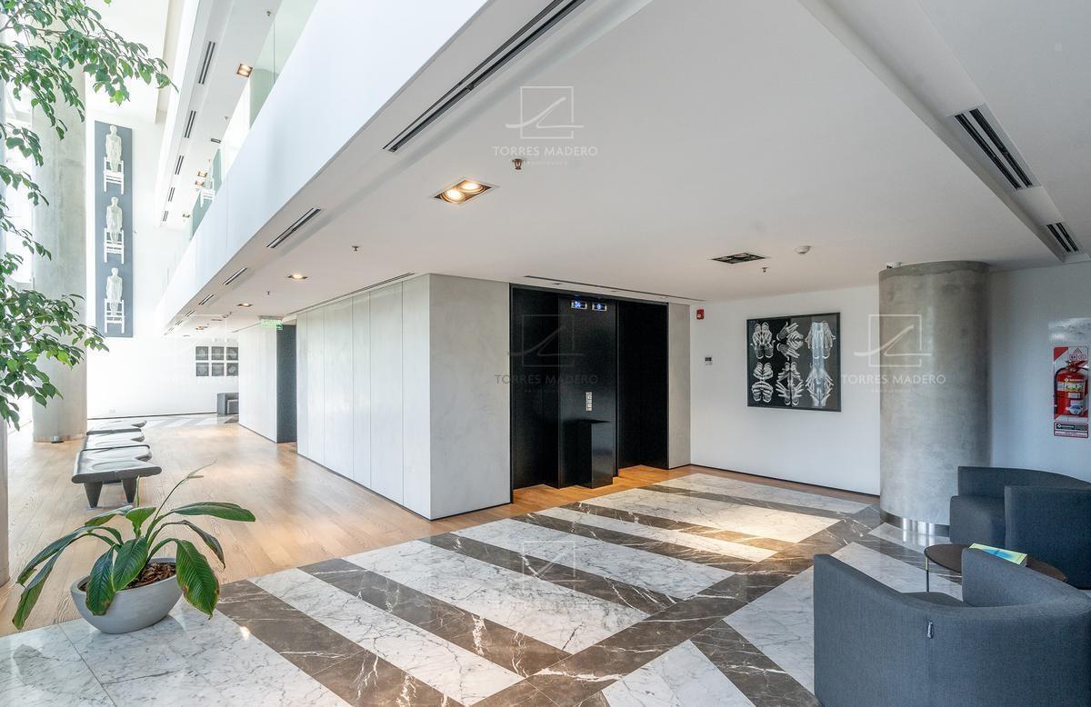 Sls - Semipiso de 3 Dorm. Piso Alto en Venta con Renta. 3