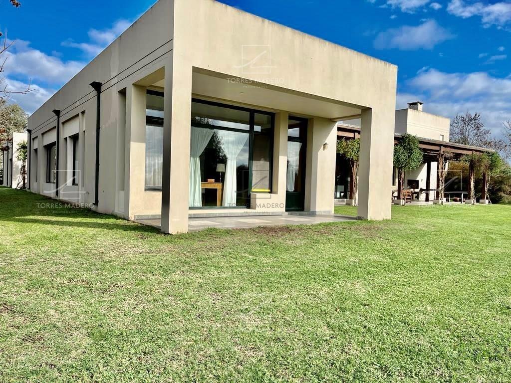 Benquerencia Farm Club - Increible Casa en Venta! 3