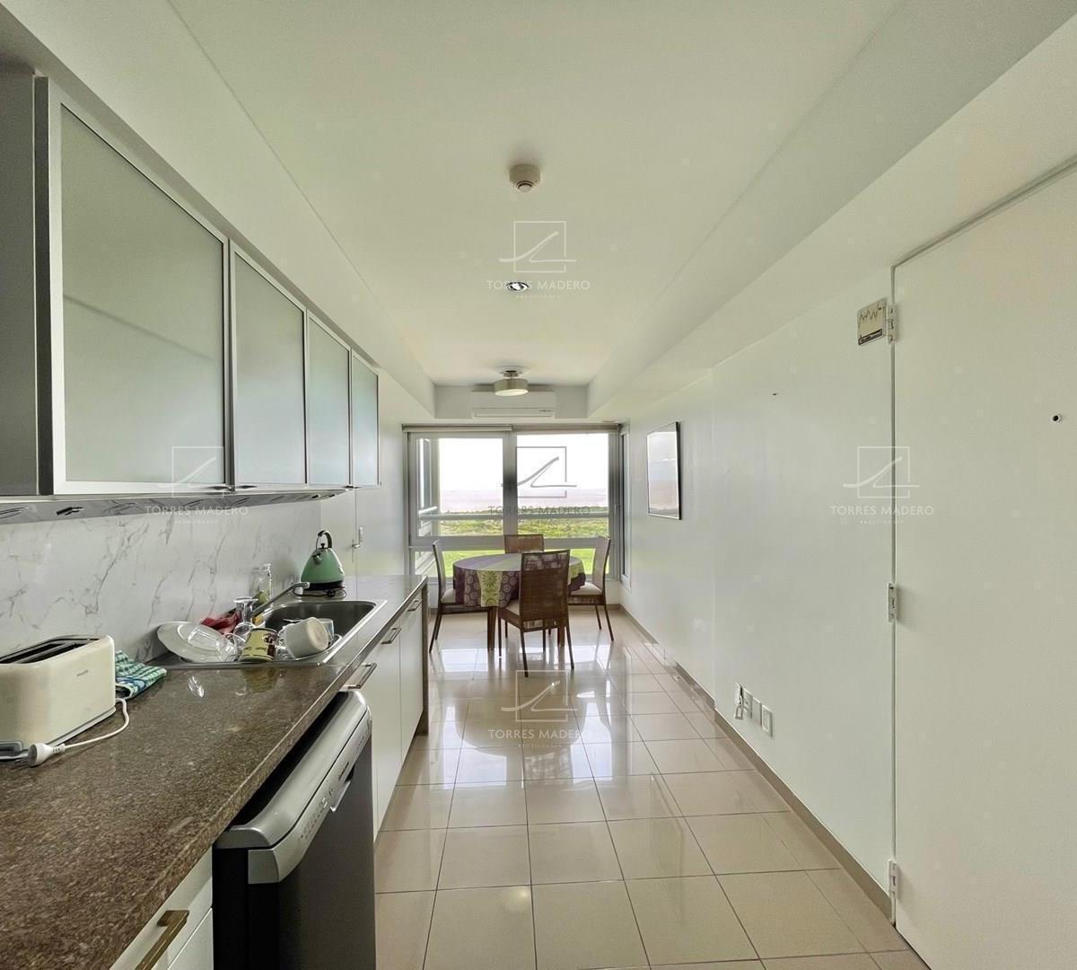 En Venta - Le Parc Puerto Madero 2 Dorm. Piso Alto en Torre Rio, con Cochera! 5