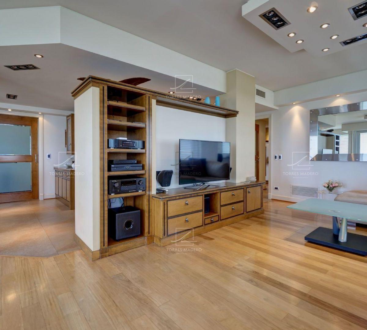 Exclusivo Semipiso en Venta en Le Parc Puerto Madero, Piso Alto Al Rio! 3