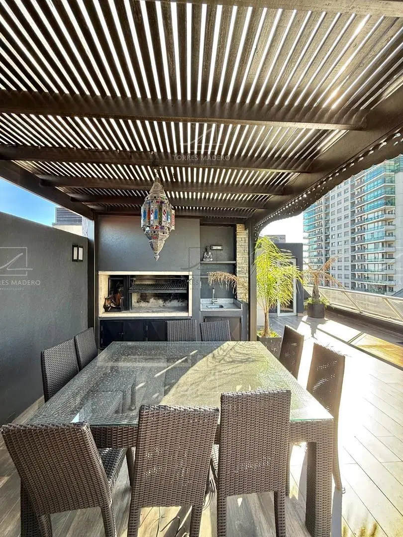 Exclusivo duplex con terraza y parrilla privada amoblado de dos dormitorios en alquiler 5