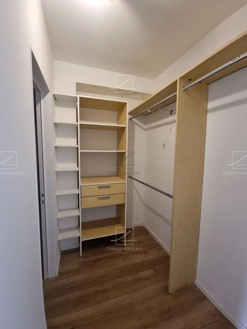 DEPARTAMENTO EN VENTA DE 3 dormitorios en MADERO PLAZA, COCHERA DOBLE 3