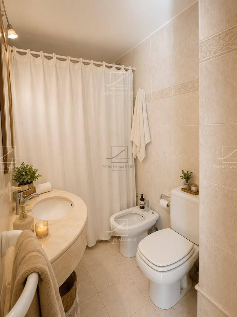 Foto de DOS AMBIENTES IMPECABLE, VENTA EN TERRAZAS DE PUERTO MADERO. OPORTUNIDAD, imagen 2