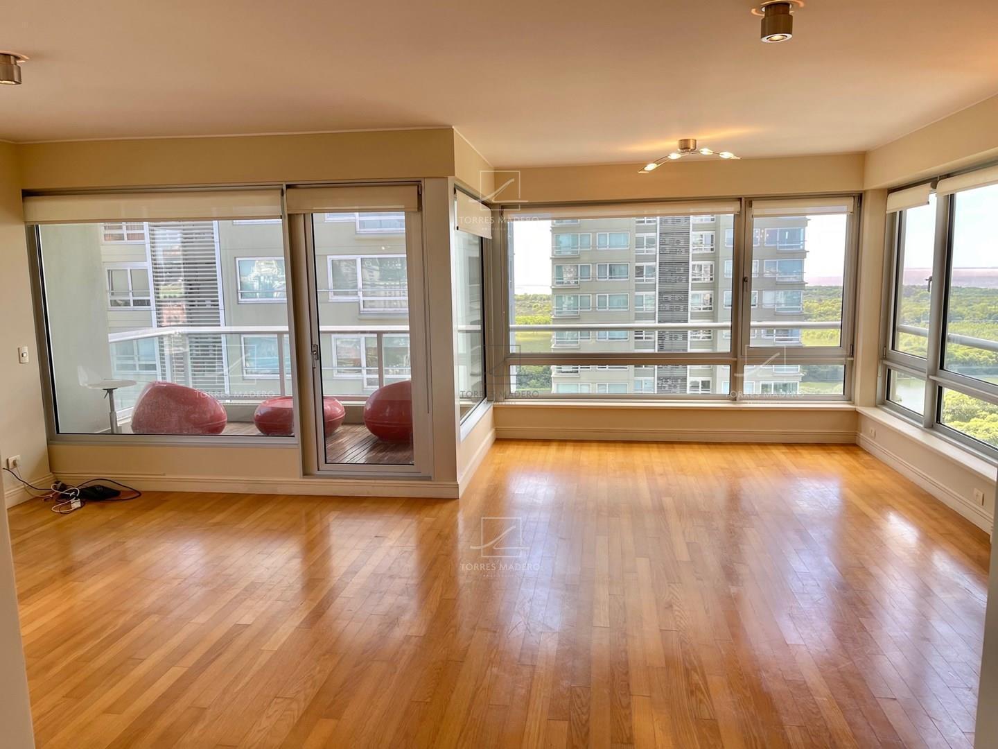 Foto de LE PARC PUERTO MADERO - ALQUILER DEPTO DE 2 DORMITORIOS PISO ALTO !!, imagen 3