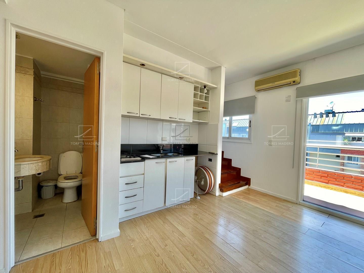 Foto de ALQUILER Duplex de 1 dormitorio en Alquiler y 2 baños. Puerto Madero, imagen 2