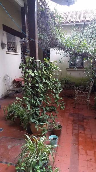Casa 6 Ambientes en Ituzaingó Cercano a La Estación 4
