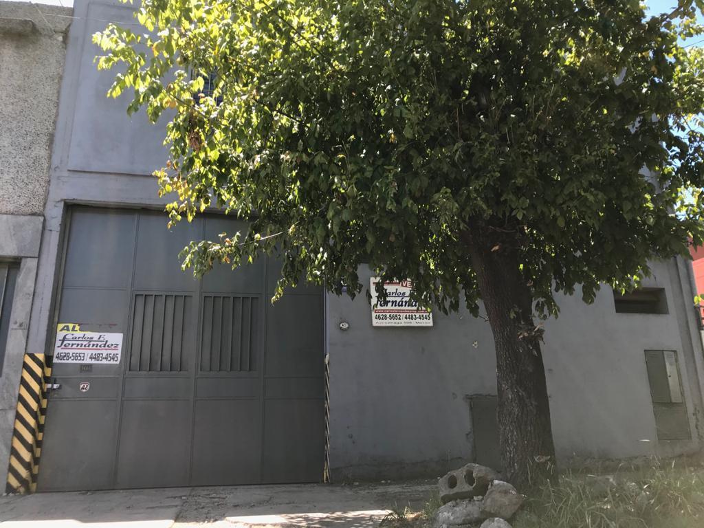 Galpón en Plena Zona Industrial Oportunidad Inversor con Renta 4