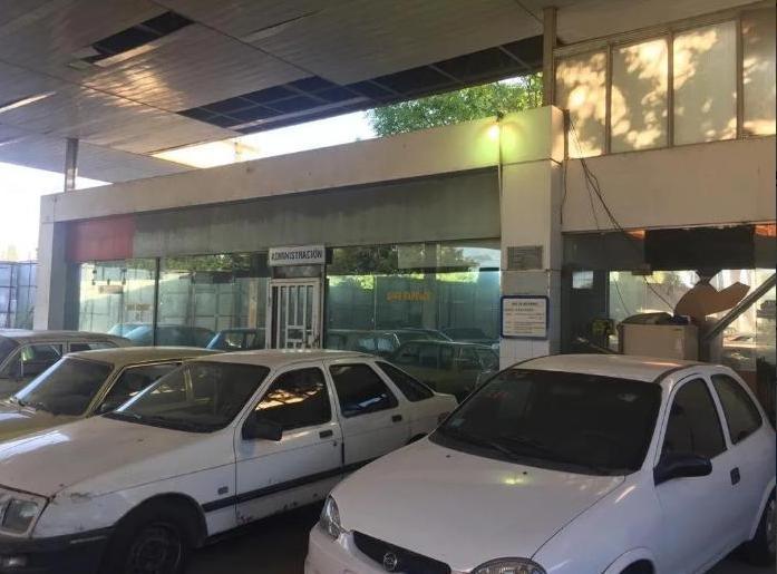 Estación de Servicio en Importante esquina con 98m en Ituzaingó