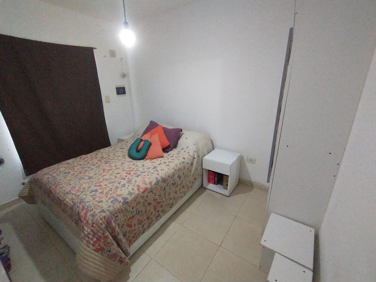 Departamento en planta baja cercano a la estación de Morón