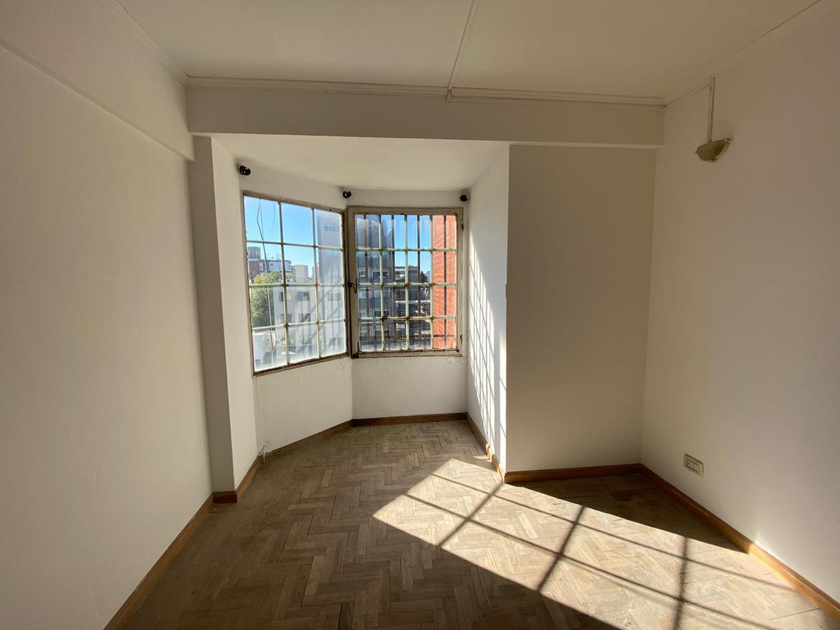 Foto de Departamento de 2 ambientes con 2 cocheras en Morón, imagen 3