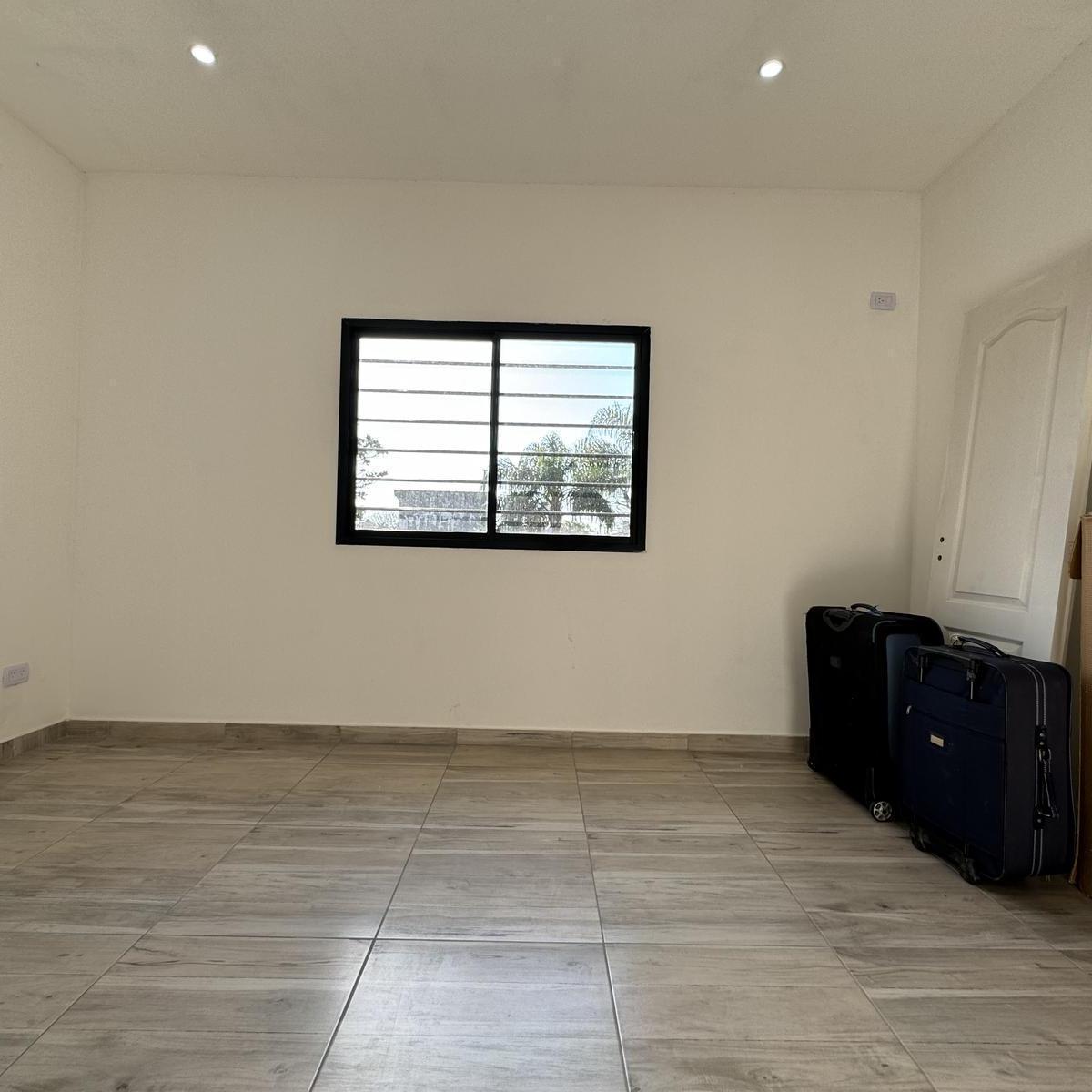 Dúplex de 3 Ambientes con Cochera y Jardín 2