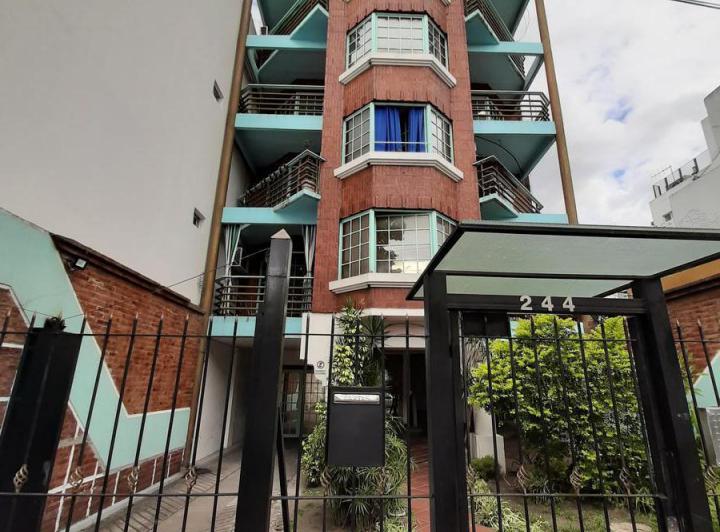Departamento de 2 ambientes en Morón Sur 5