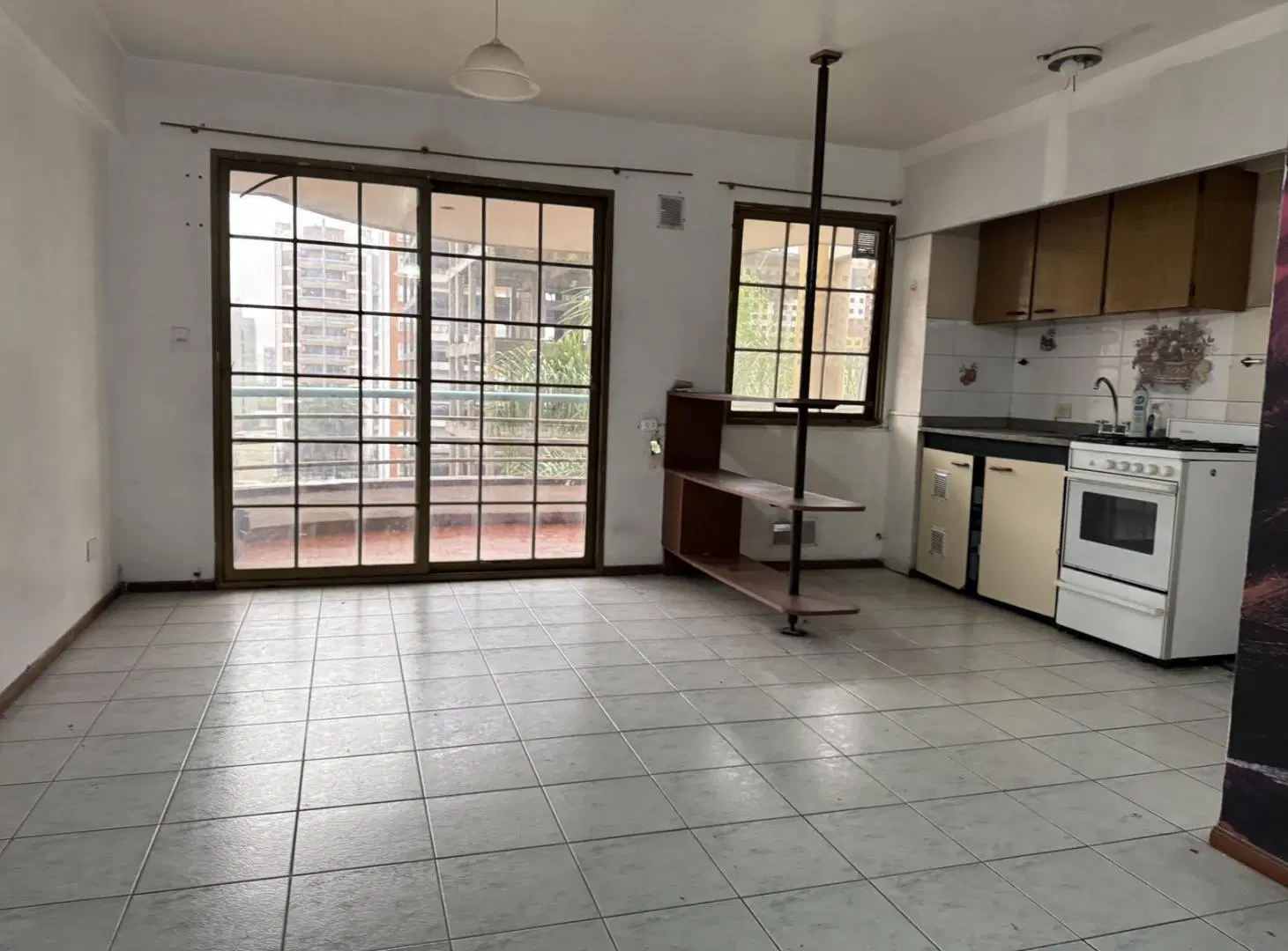 Departamento monoambiente con balcón amplio en Morón Norte 4